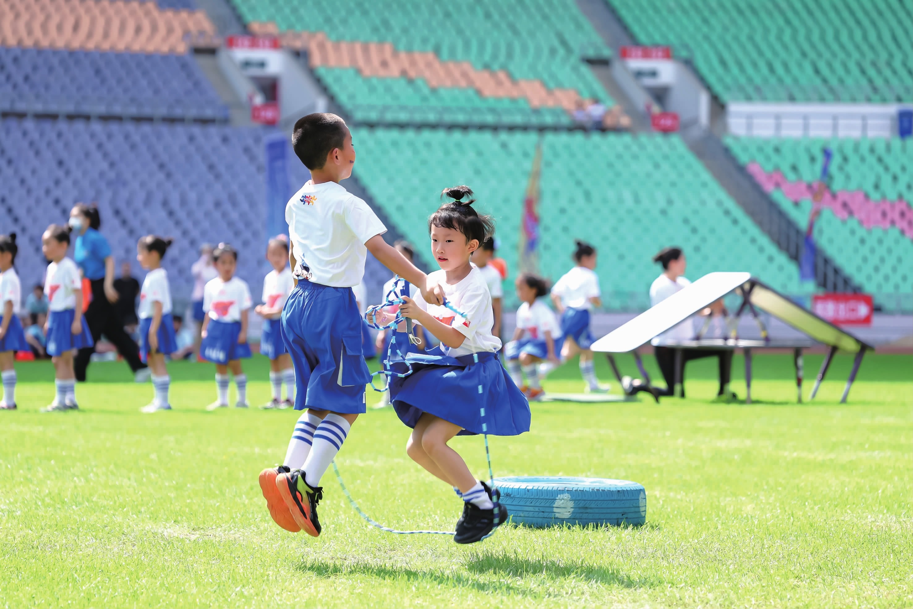 2025河北青少年光电射击赛领队：成绩非首要，让选手爱上射击＂