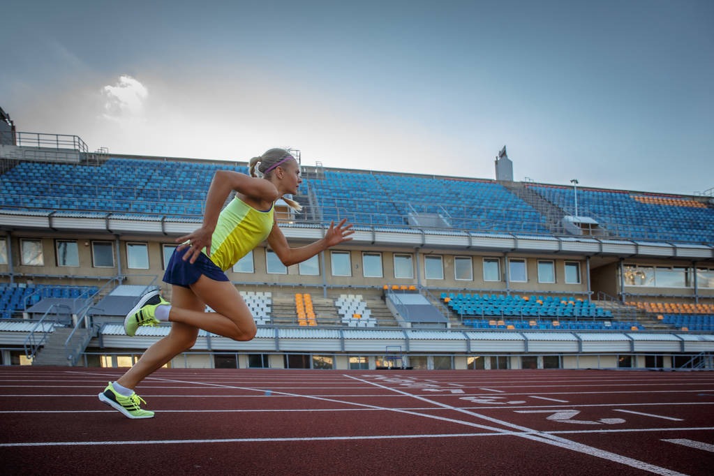 王博夹击策略显威力 杨鸣以其人之道难还其身